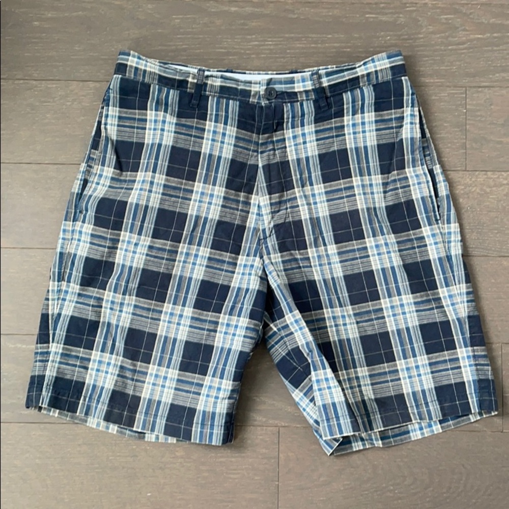 Perry Ellis Plaid Shorts